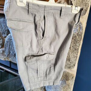 George Men's Cargo Shorts size 30